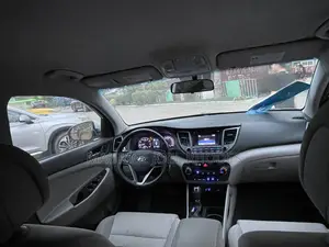 Hyundai Tucson 2017 White