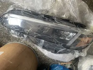 Honda Civic 2022 Touring Headlights