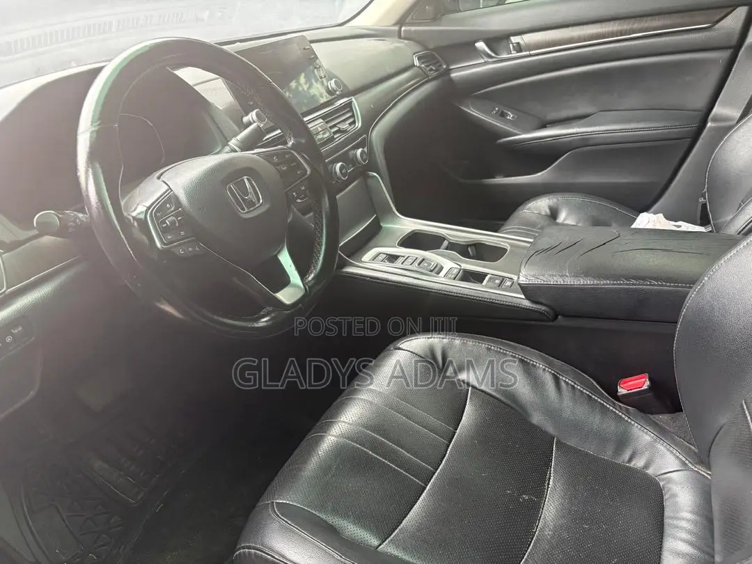 Honda Accord Sport (2.0L 4cyl Turbo 10A) 2019 Blue