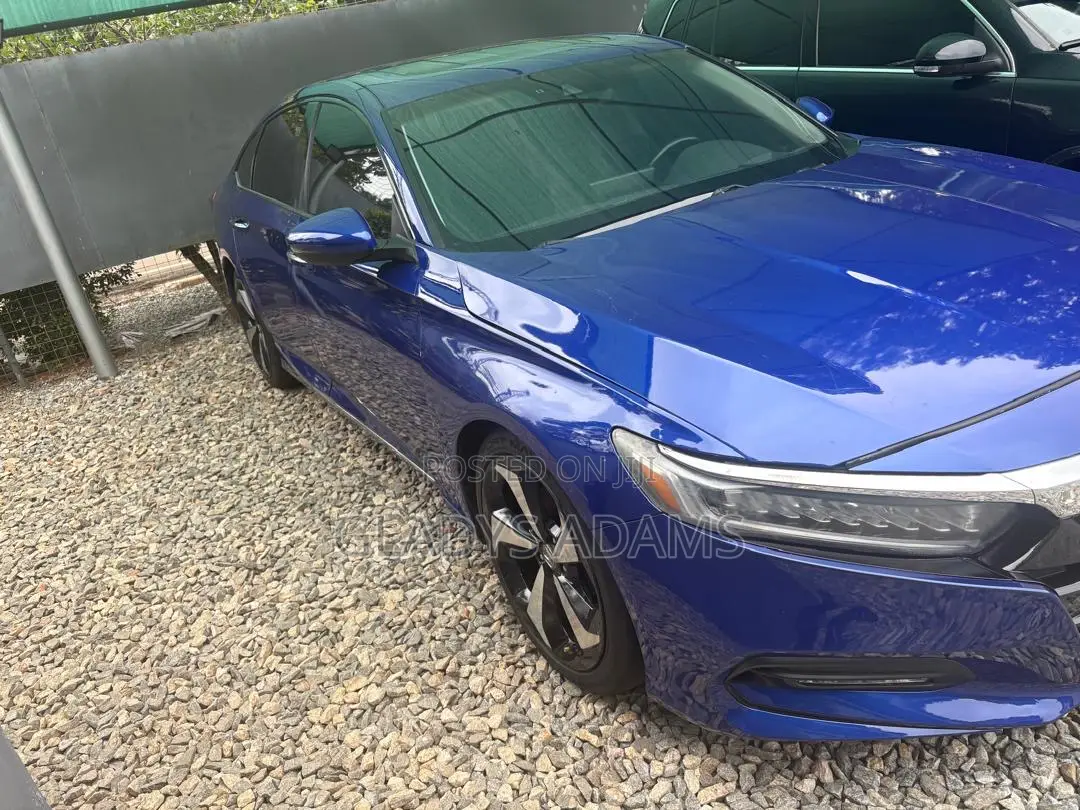Honda Accord Sport (2.0L 4cyl Turbo 10A) 2019 Blue