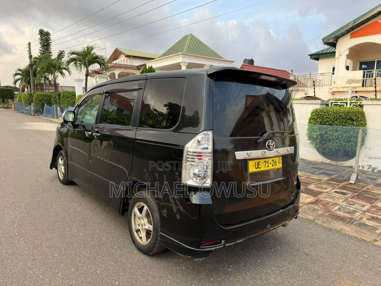 Toyota Voxy 2013 Black