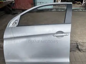 Mitsubishi Outlander 2016 Door