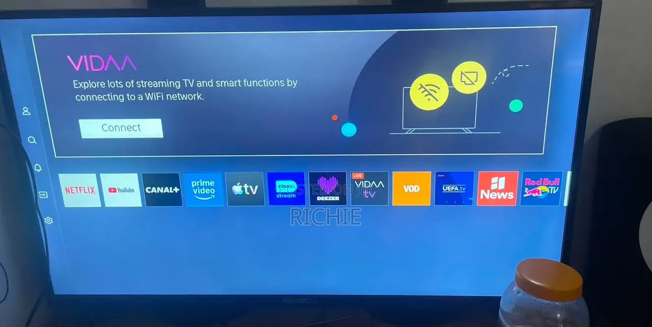 Nasco Smart TV 43 Inches