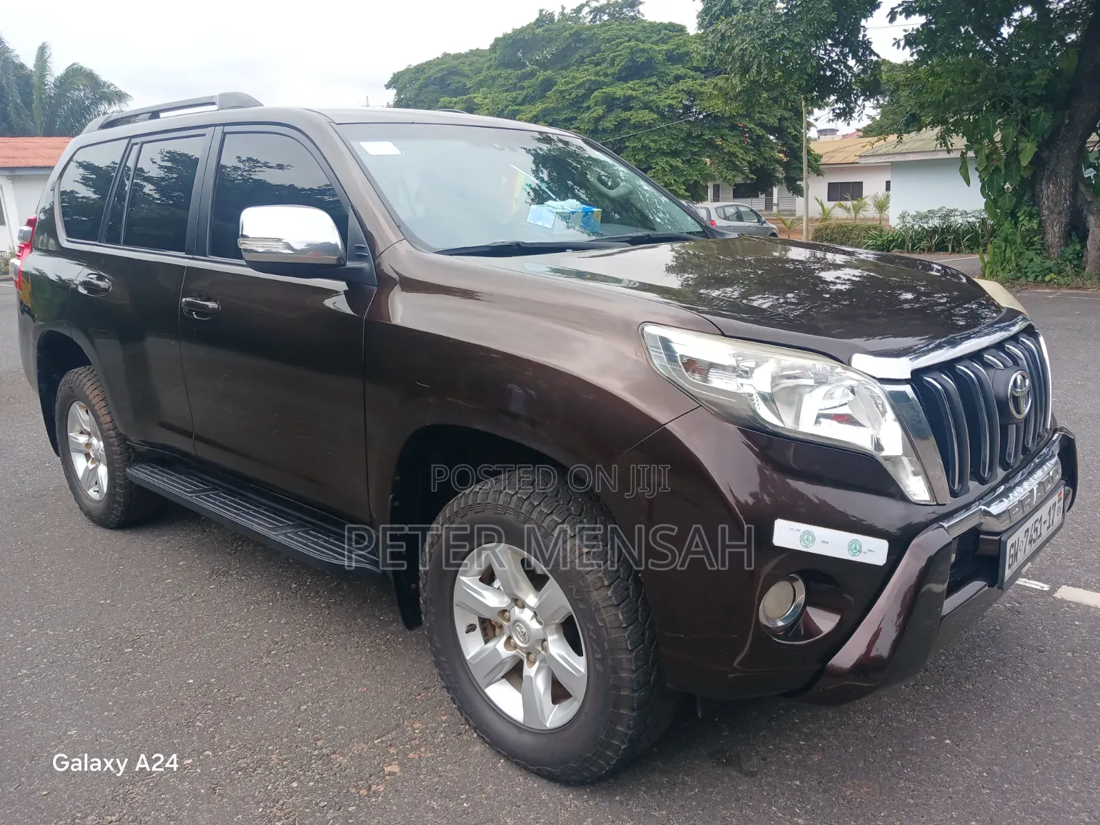 Toyota Land Cruiser Prado 2017 Brown