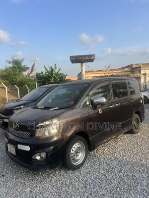 Toyota Voxy 2012 Brown