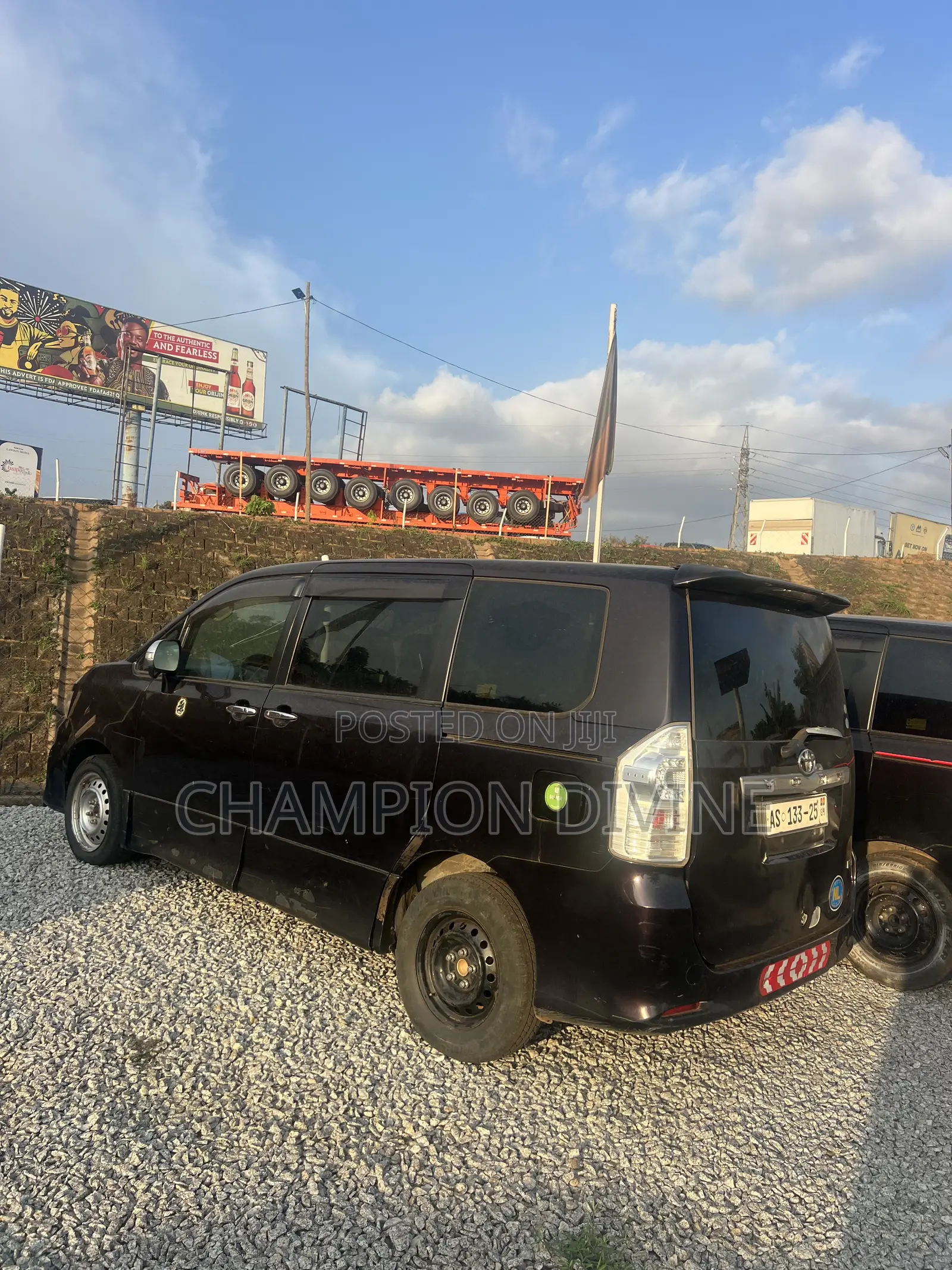Toyota Voxy 2012 Brown