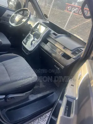 Toyota Voxy 2012 Brown