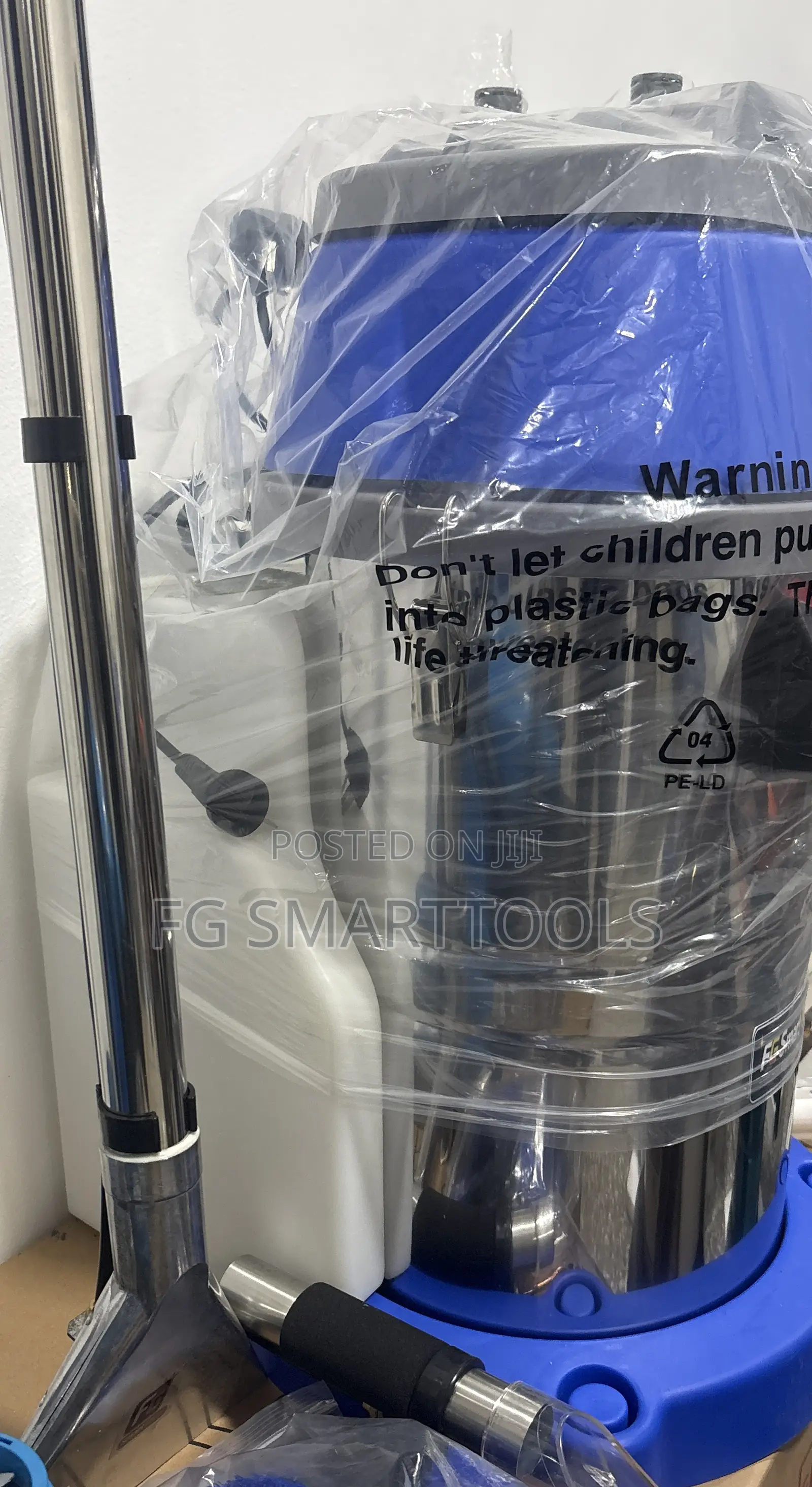 Wet Dry Vacuum Cleaner and Extractor 35L