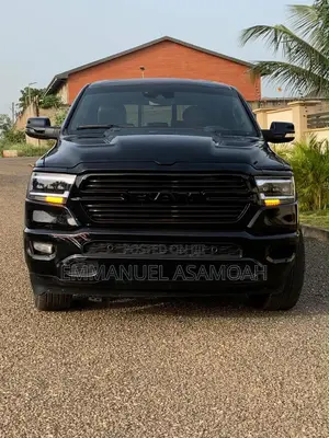RAM 1500 Big Horn Crew Cab 4WD 6.3 ft SB 2024 Black