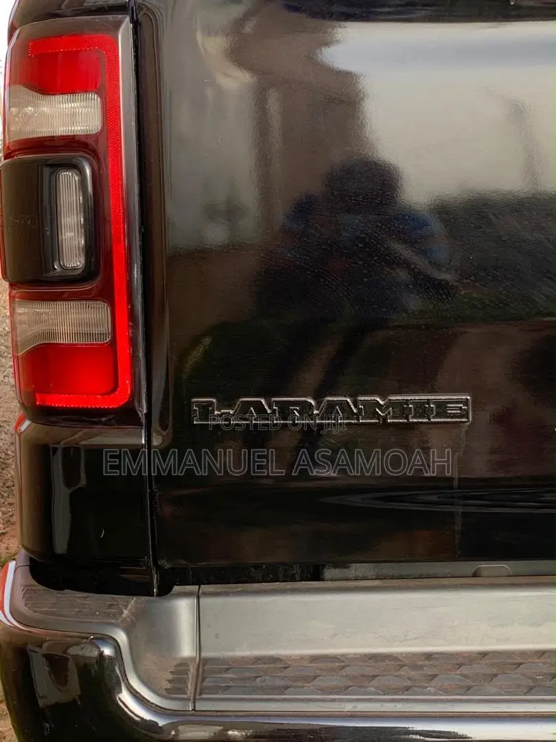 RAM 1500 Big Horn Crew Cab 4WD 6.3 ft SB 2024 Black