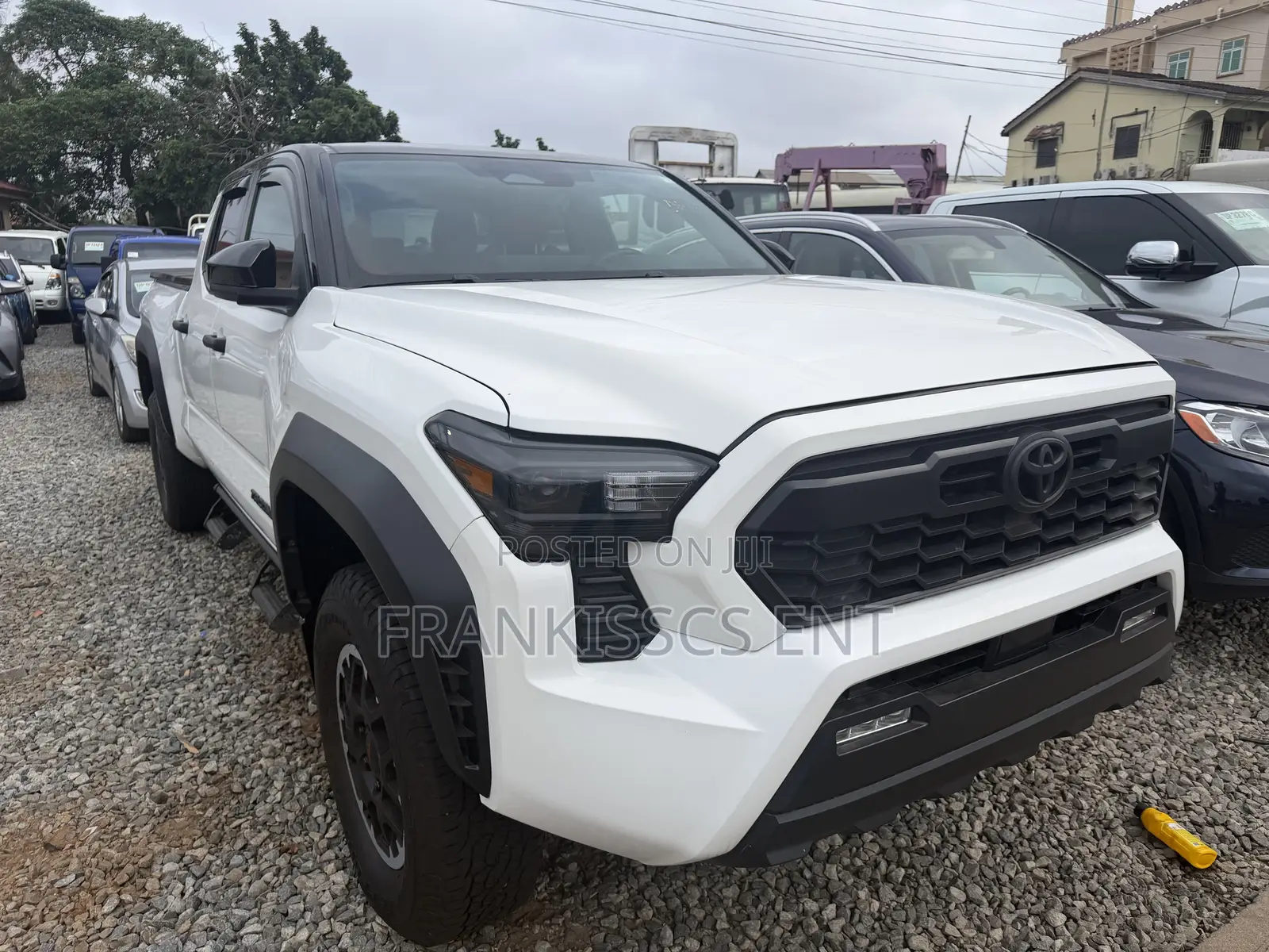 Toyota Tacoma 2024 White