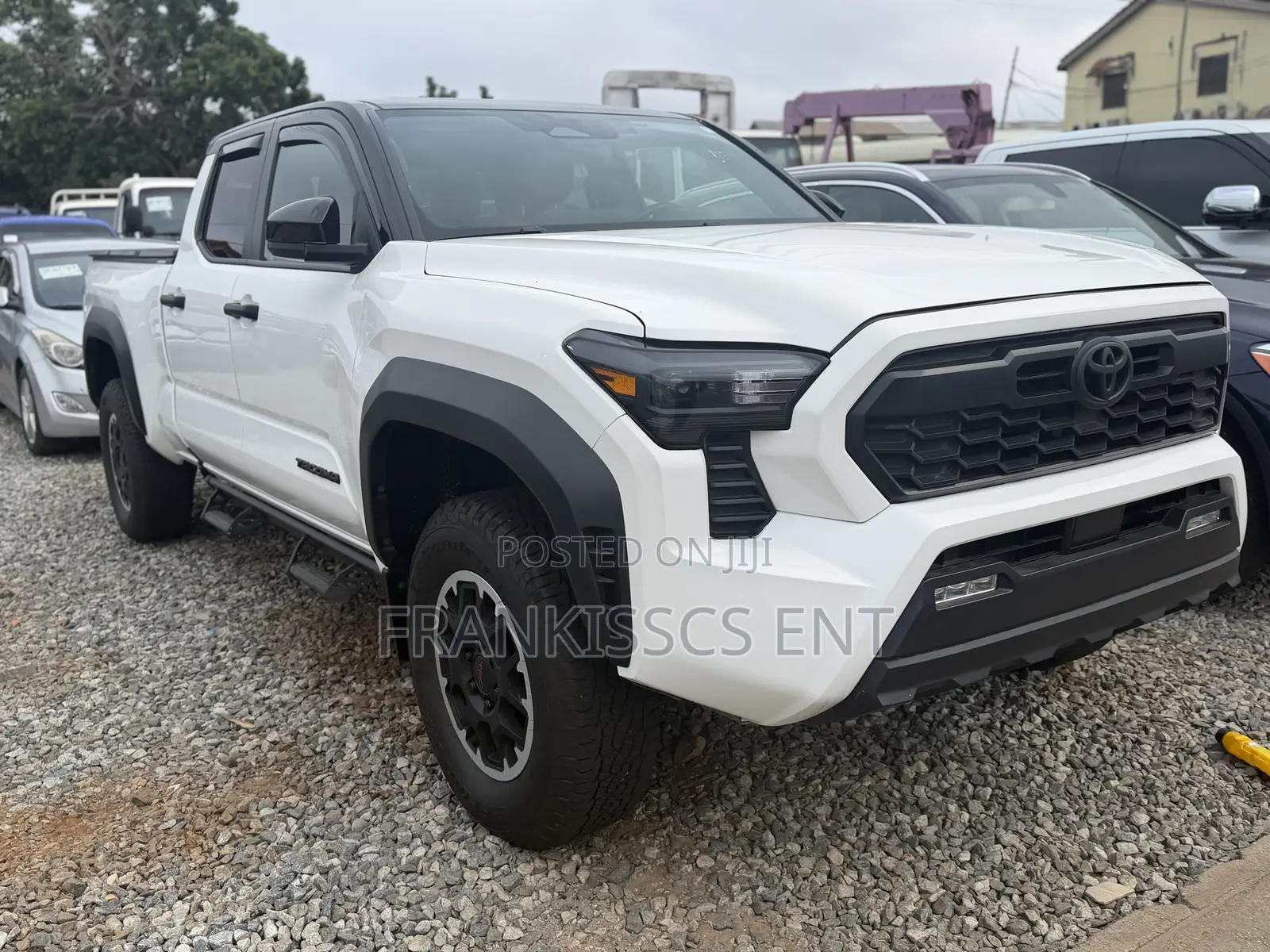 Toyota Tacoma 2024 White
