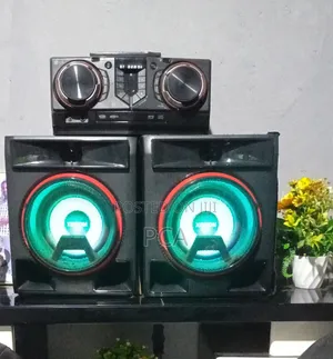 LG CL65 Hifi System Xboom 950w, Cd, Radio, Multi-Bluetooth, 2USB Ports