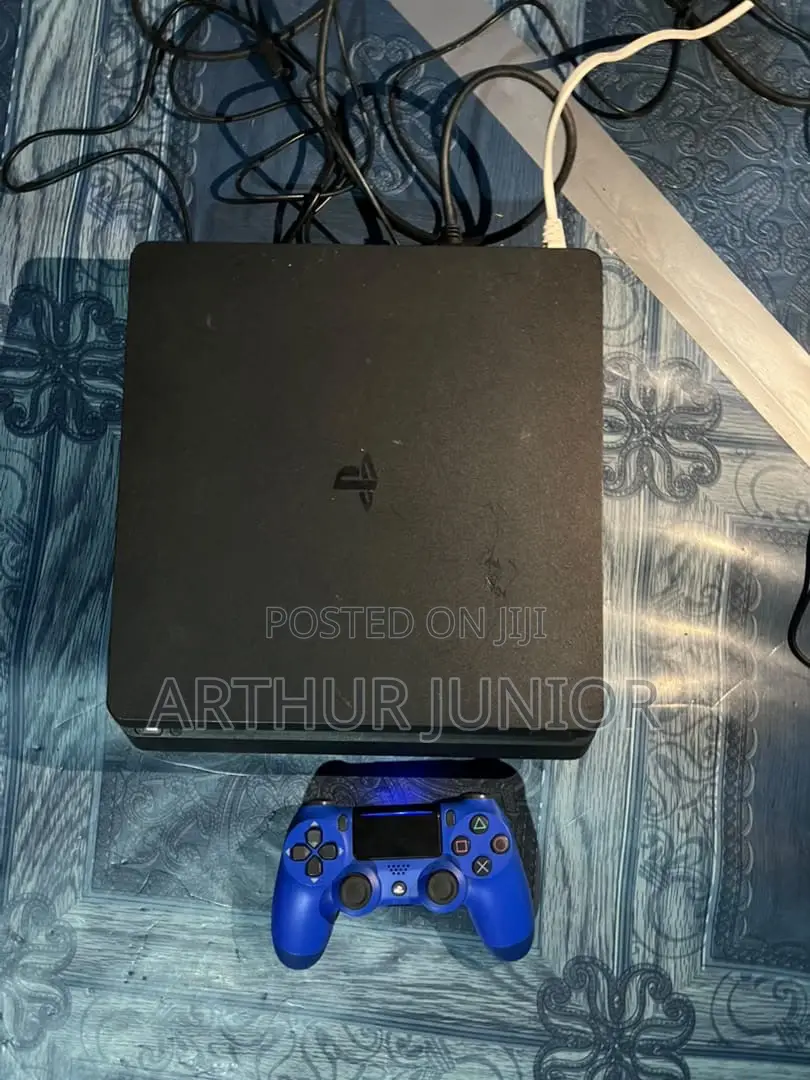 PS4 Slim(Black) With 8 Games