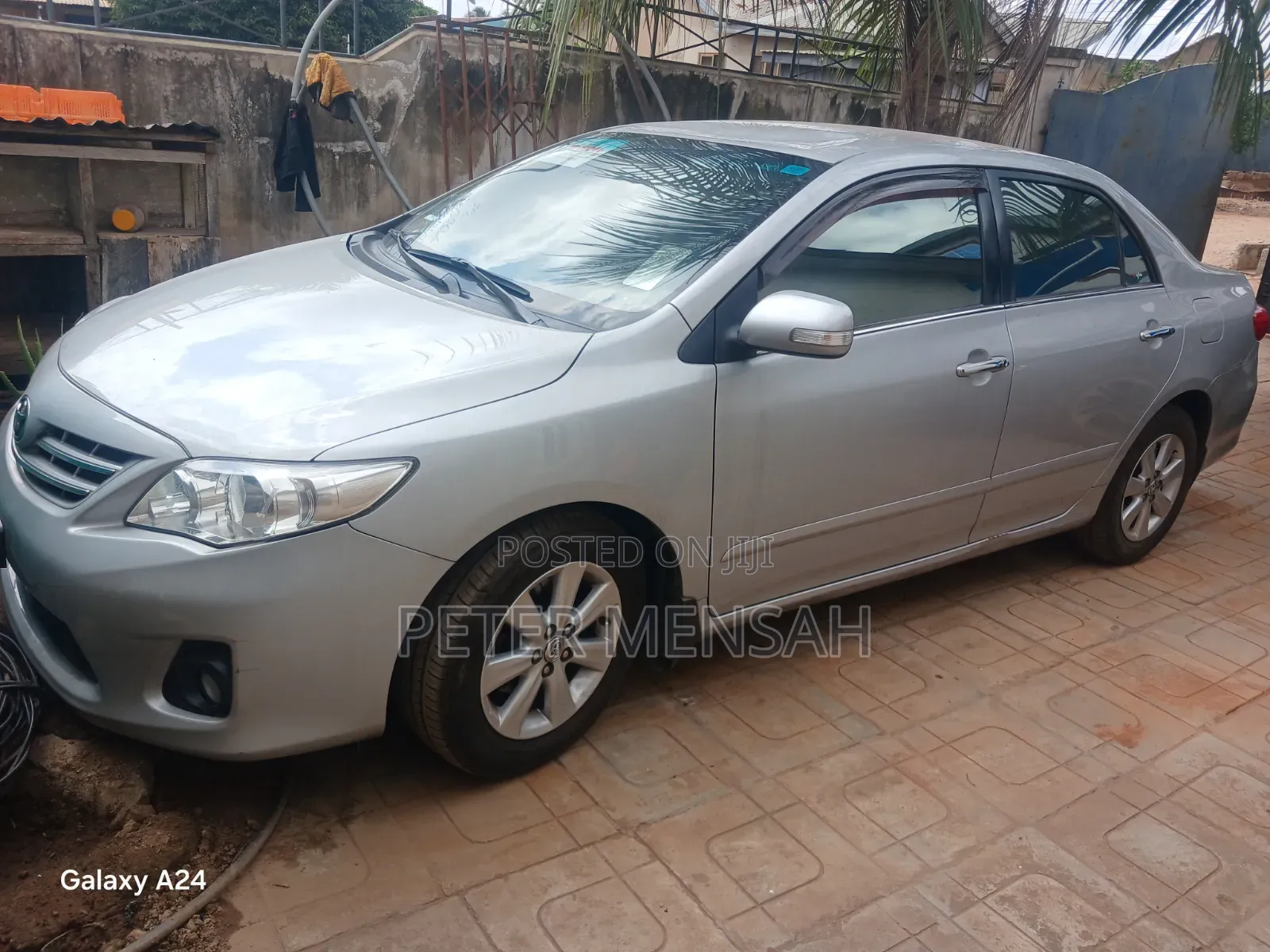 Toyota Corolla Altis 2013 Silver