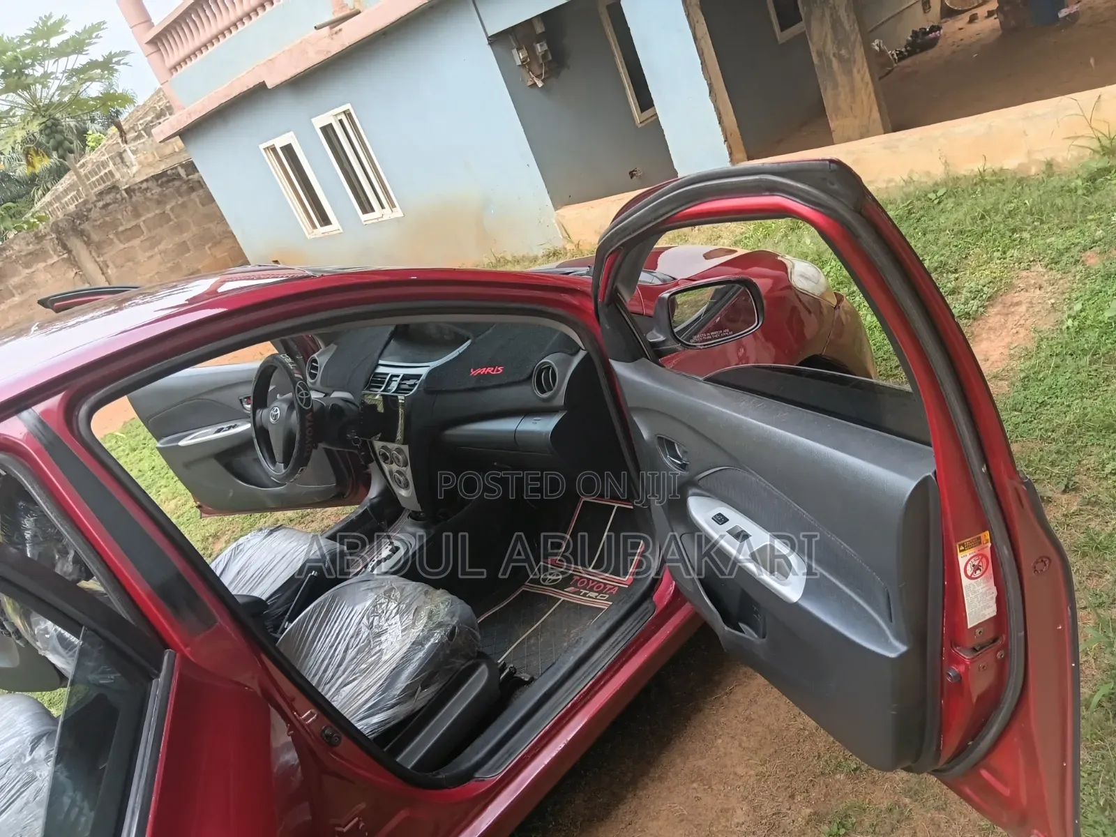 Toyota Yaris 2016 Red