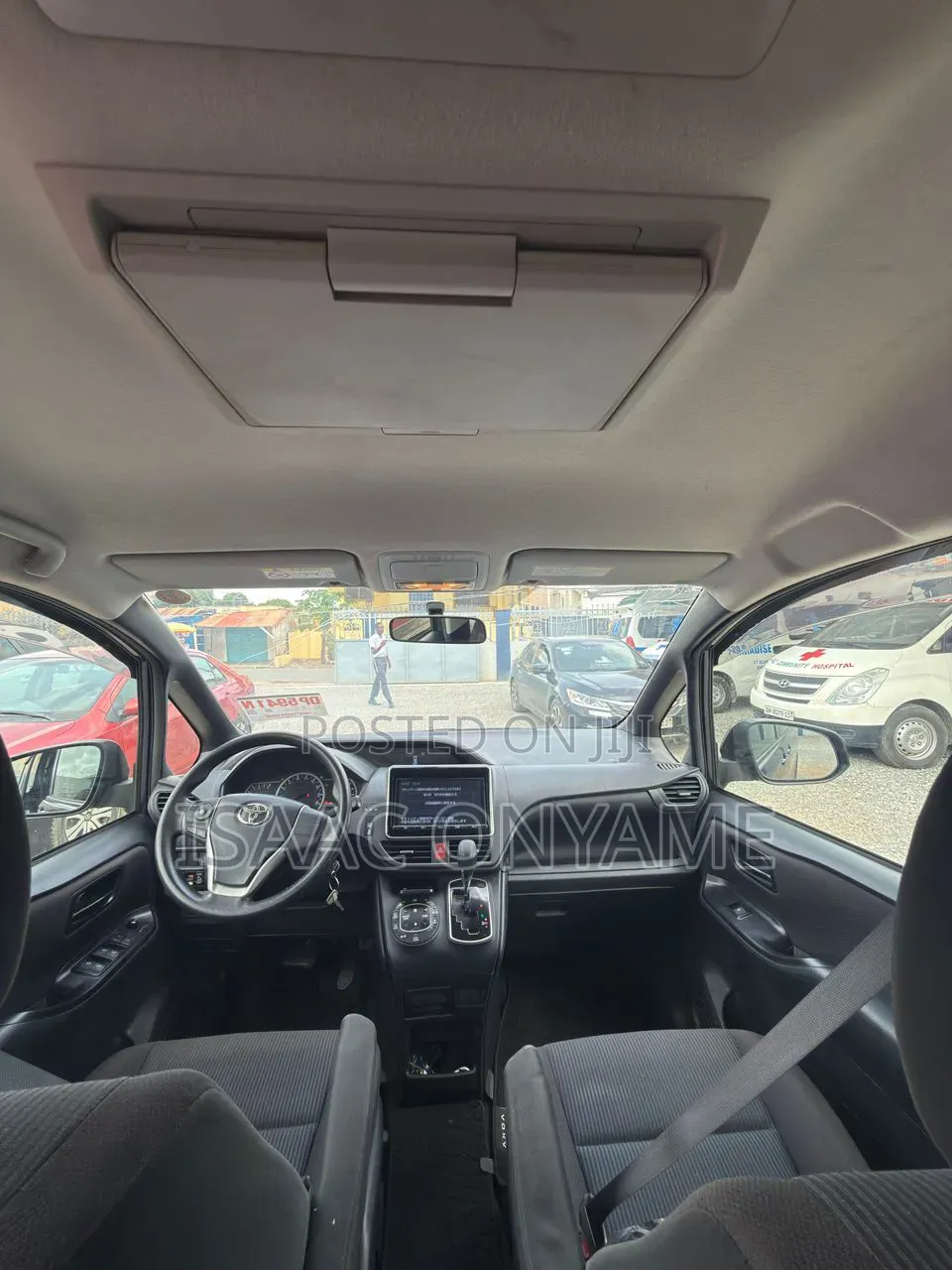 Toyota Voxy 2016 Gray
