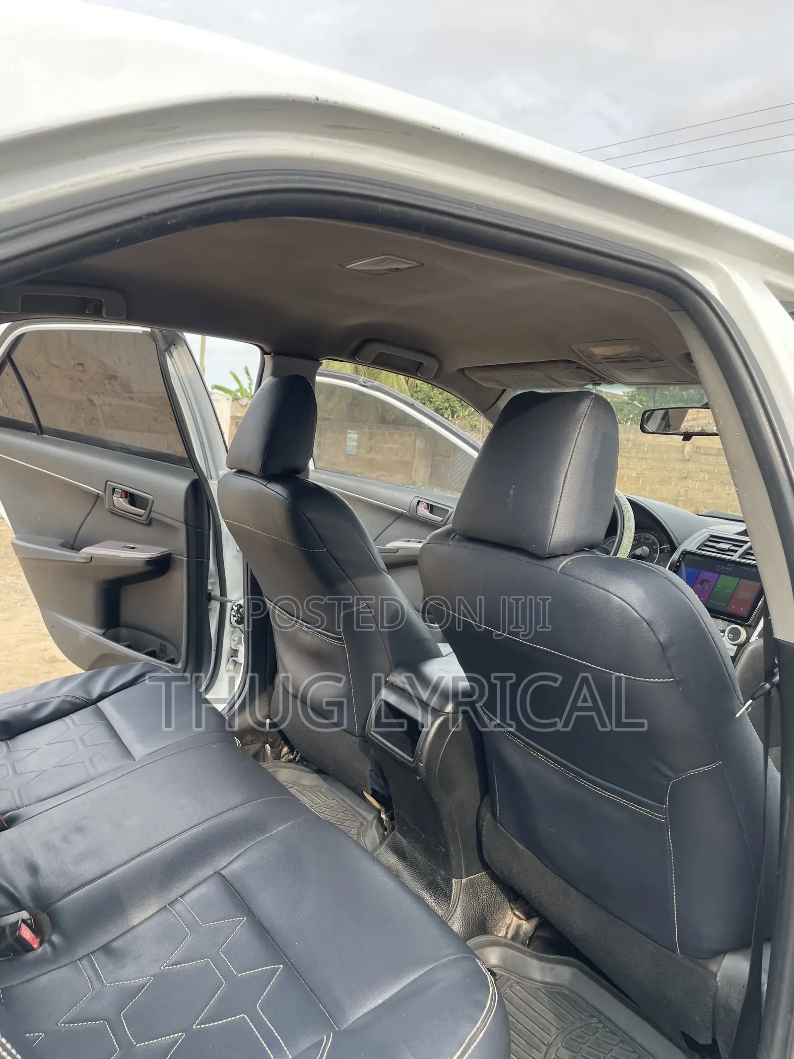 Toyota Camry SE 4dr Sedan (2.5L 4cyl 6A) 2015 White