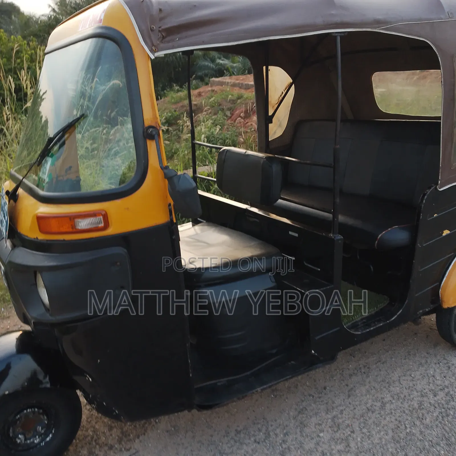 Bajaj RE 2021 Black