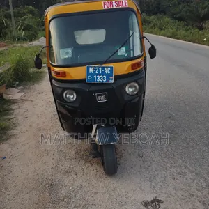 Bajaj RE 2021 Black