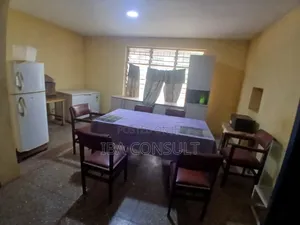 5bdrm House in On 6 Plots, SDA Area for sale