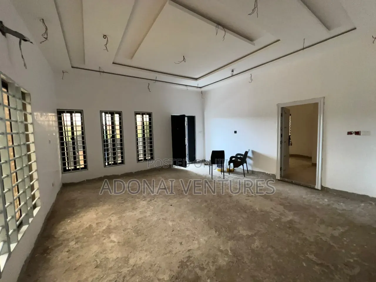 4bdrm House in Atonsu Esreso Divine, Kumasi Metropolitan for sale
