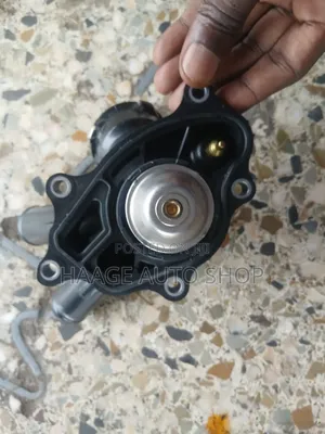 Mercedes Benz C180 W204 M271 Engine Thermostat