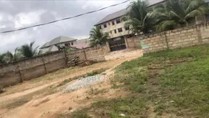 1bdrm Room & Parlour in Millenium City for sale