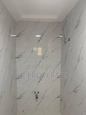6bdrm House in Kb Properties, Baatsona Total for sale