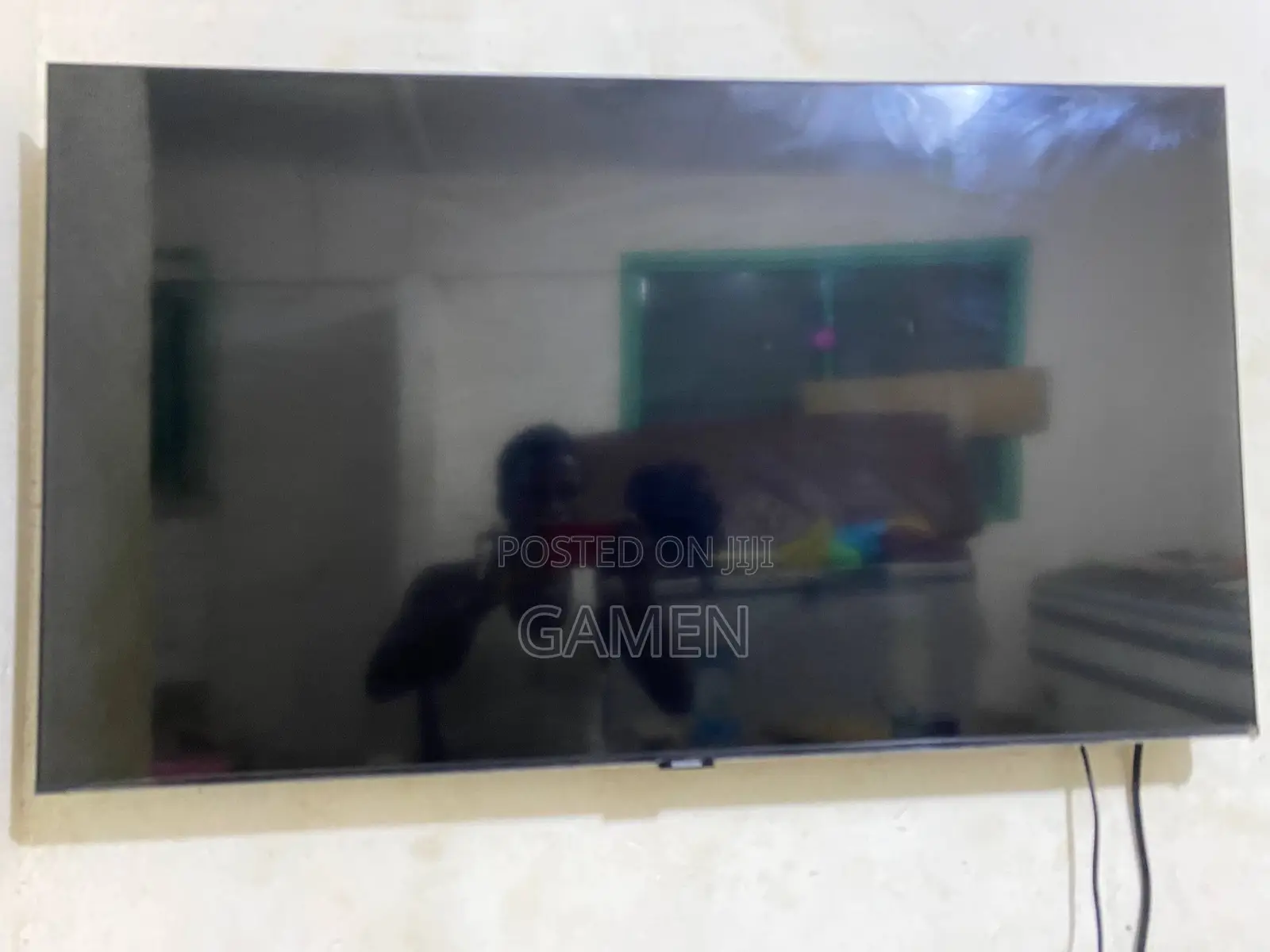 Samsung Smart TV 43inches UHD Crystal HDR