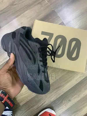 Men and Women Sneakers and Slipper
