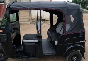 Bajaj RE 2024 Black