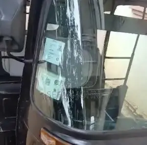 Bajaj RE 2024 Black