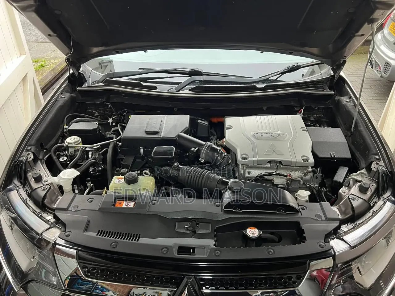 Mitsubishi Outlander PHEV 2019 Silver