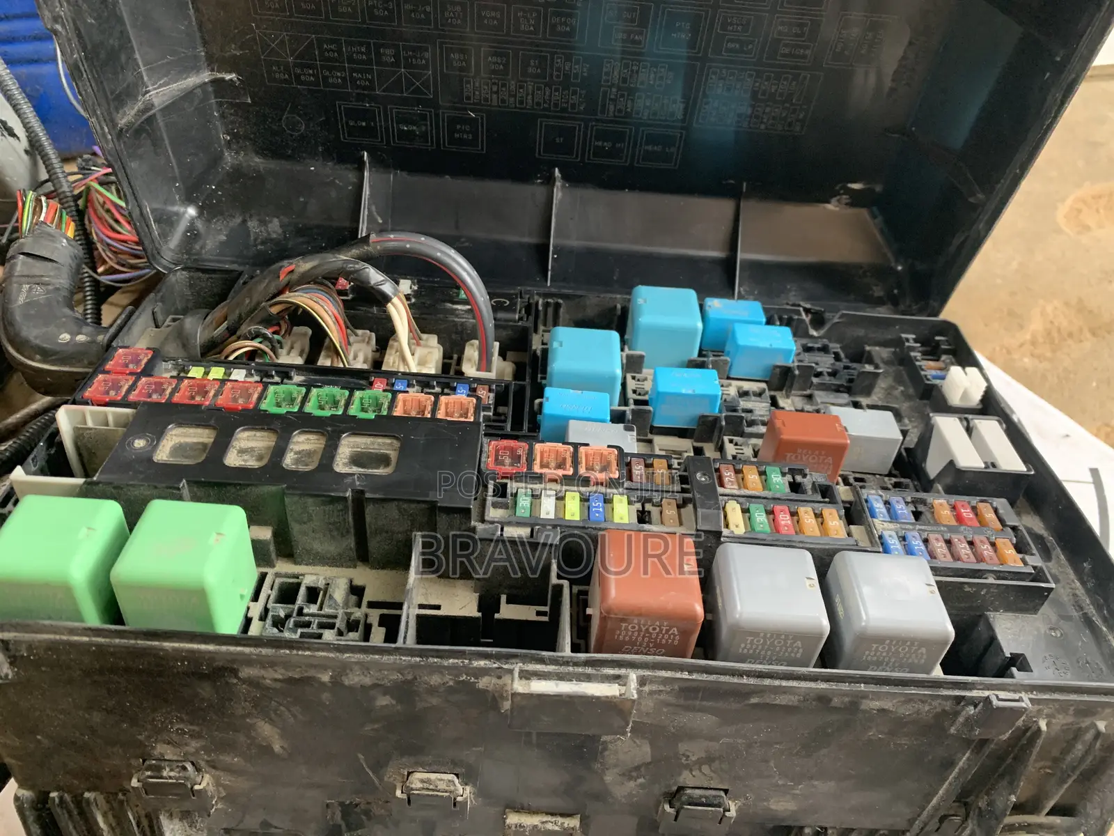 Toyota Land Cruiser Engine Fuse