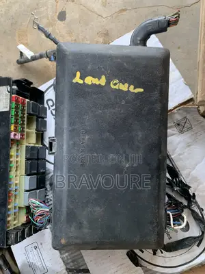 Toyota Land Cruiser Engine Fuse