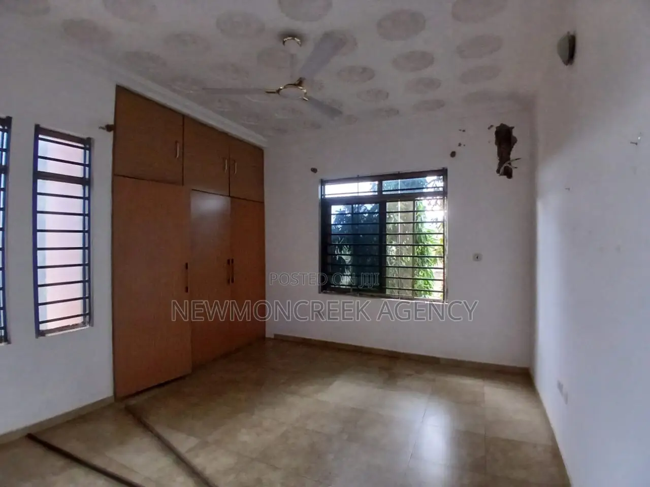 4bdrm Apartment in Adenta,Ashiyie, Accra Metropolitan for rent