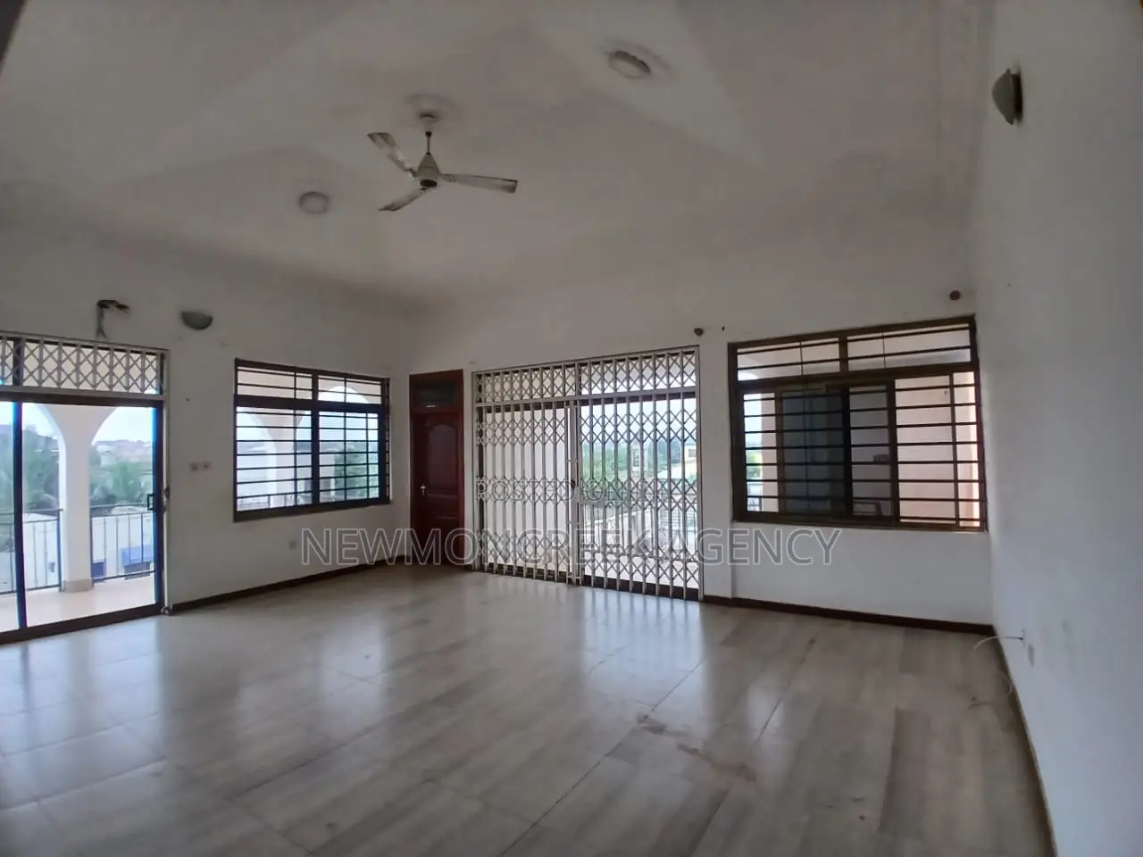 4bdrm Apartment in Adenta,Ashiyie, Accra Metropolitan for rent