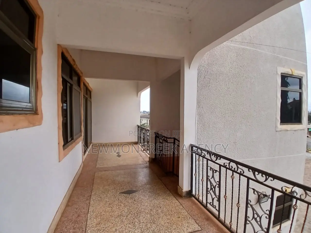 4bdrm Apartment in Adenta,Ashiyie, Accra Metropolitan for rent