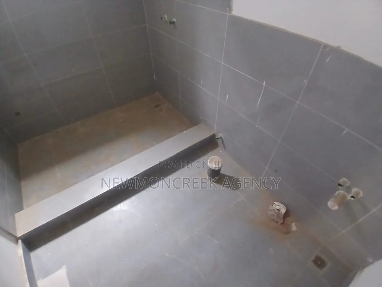 3bdrm Bungalow in Amrahia for sale