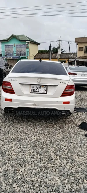 Mercedes-Benz C300 2012 White