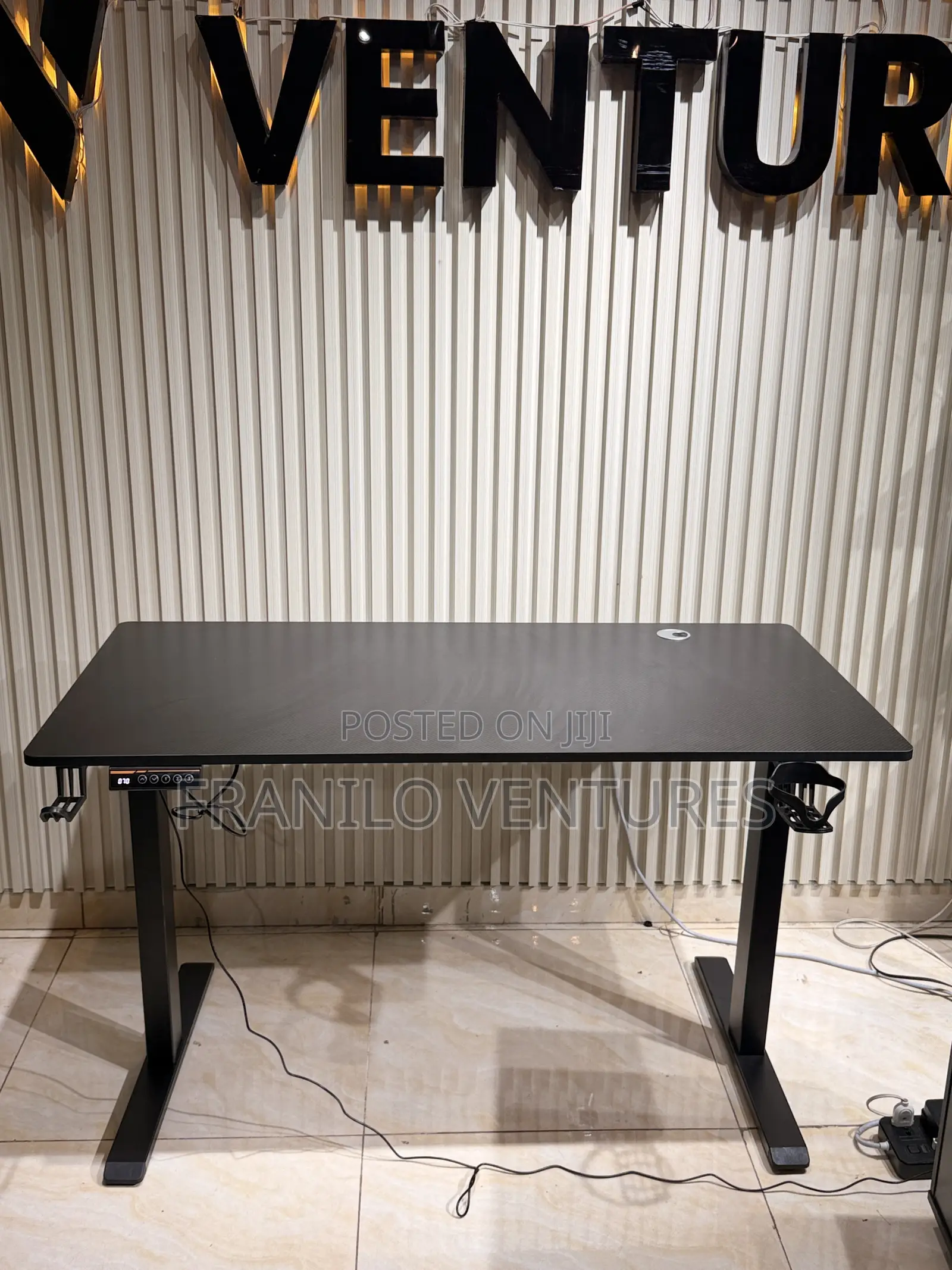 Electric Height Adjustable / Standing Desk (1.2m)