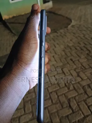 Infinix Hot 10 128 GB Purple
