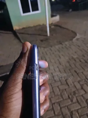 Infinix Hot 10 128 GB Purple
