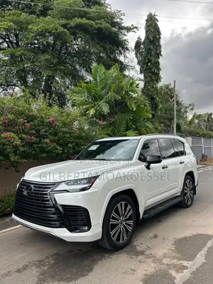 Lexus LX 500d 2026 White