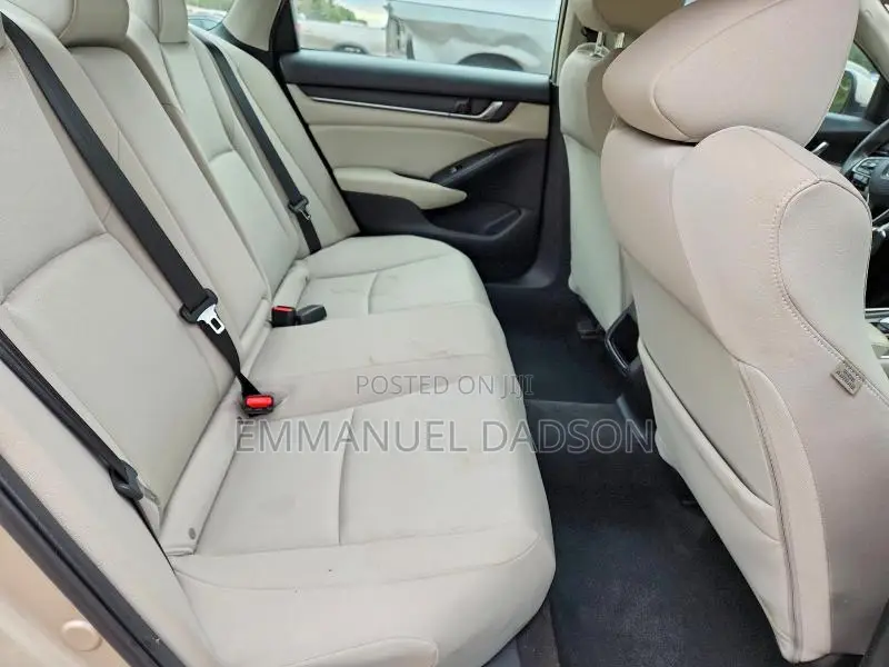 Honda Accord LX 2018 Gold