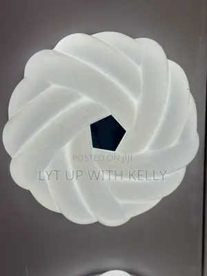 LYT Up With KELLY