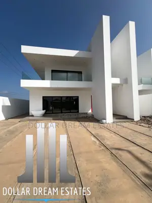 5bdrm House in Adjiriganor for sale