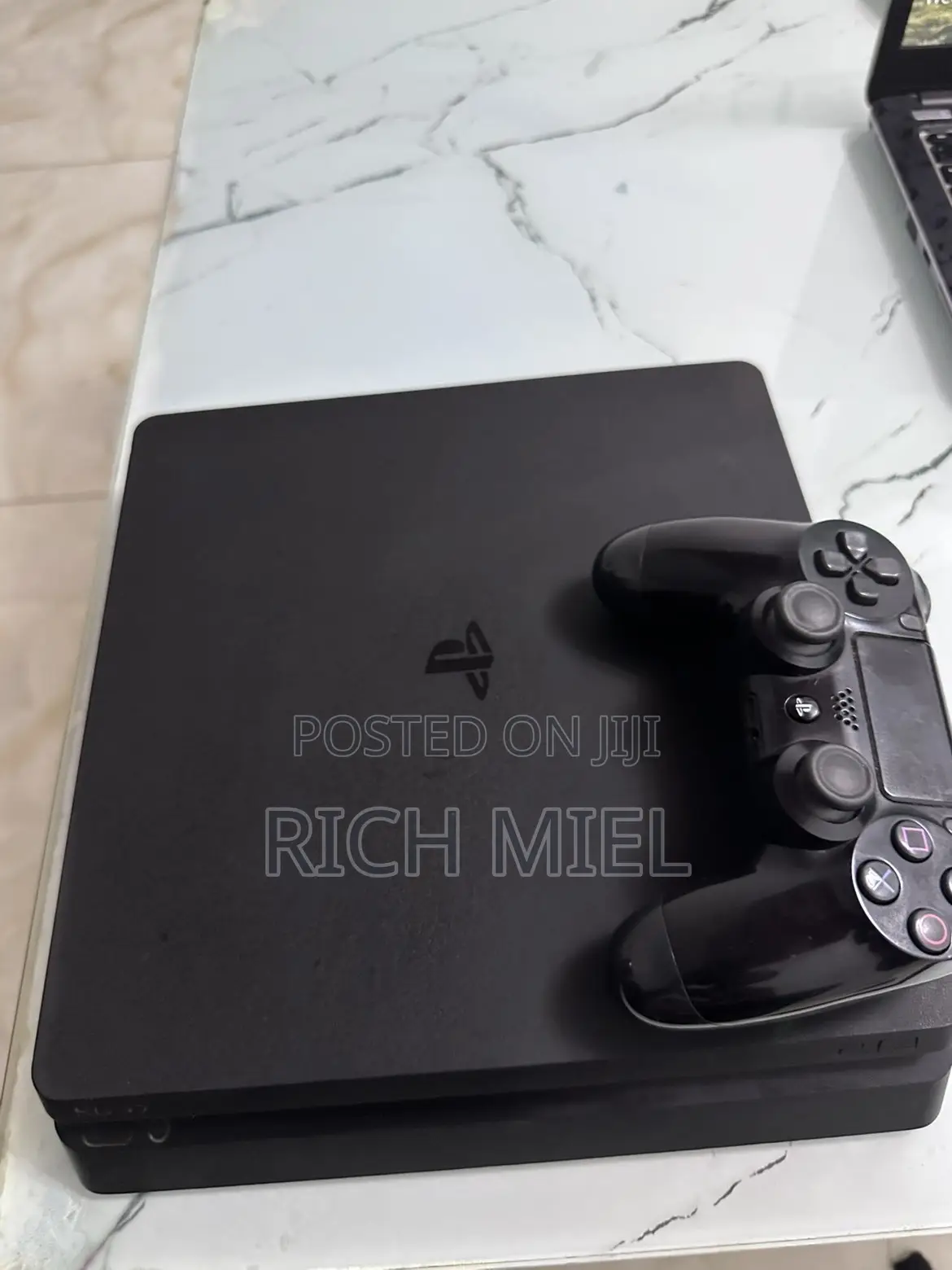 Sony PS4 Slim Console - 15 Games- Excellent Condition