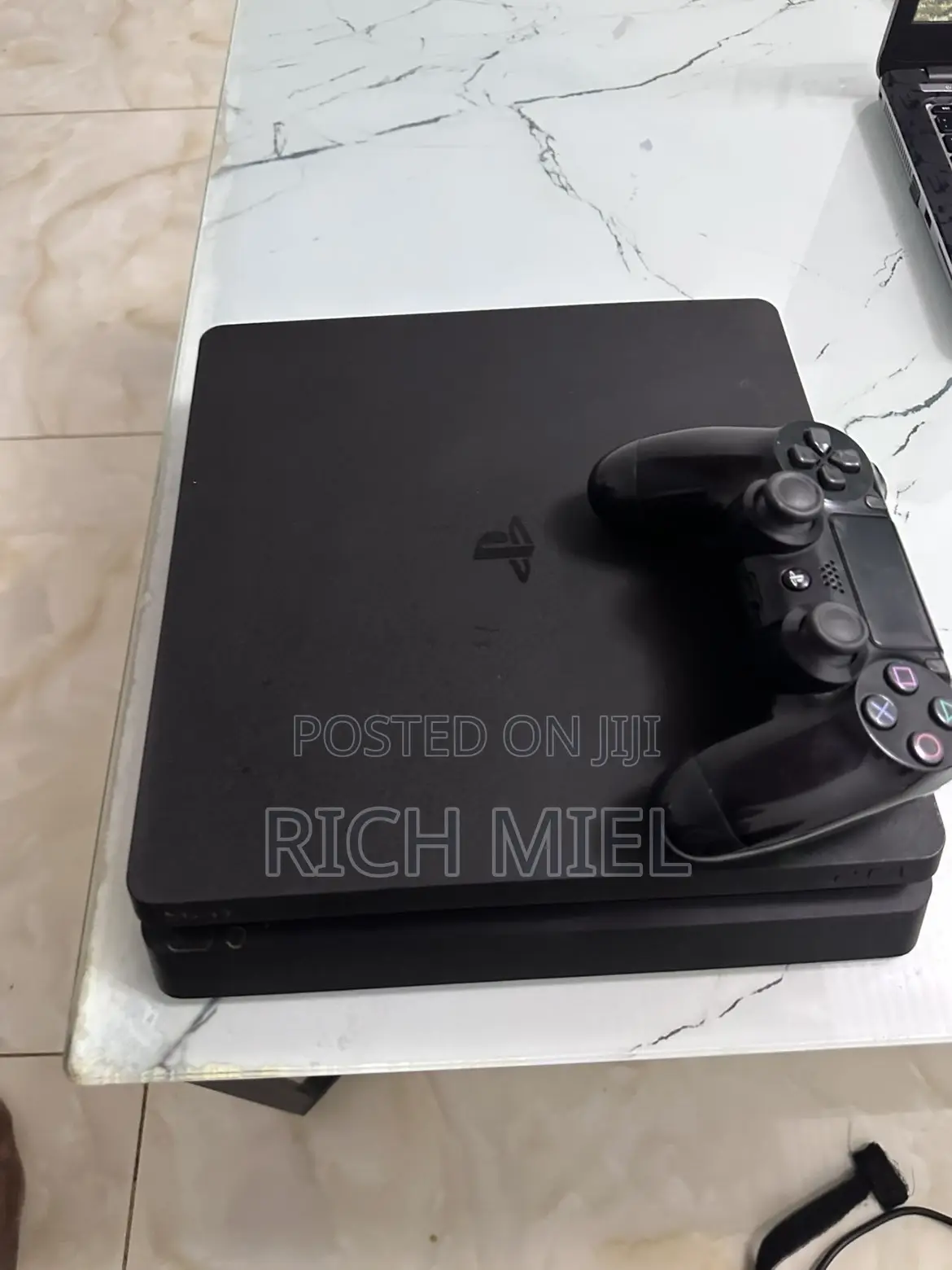 Sony PS4 Slim Console - 15 Games- Excellent Condition